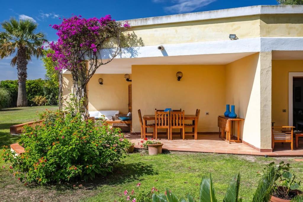 Villa Superb Nature -panoramic Sea View & Jacuzzi- Olbia